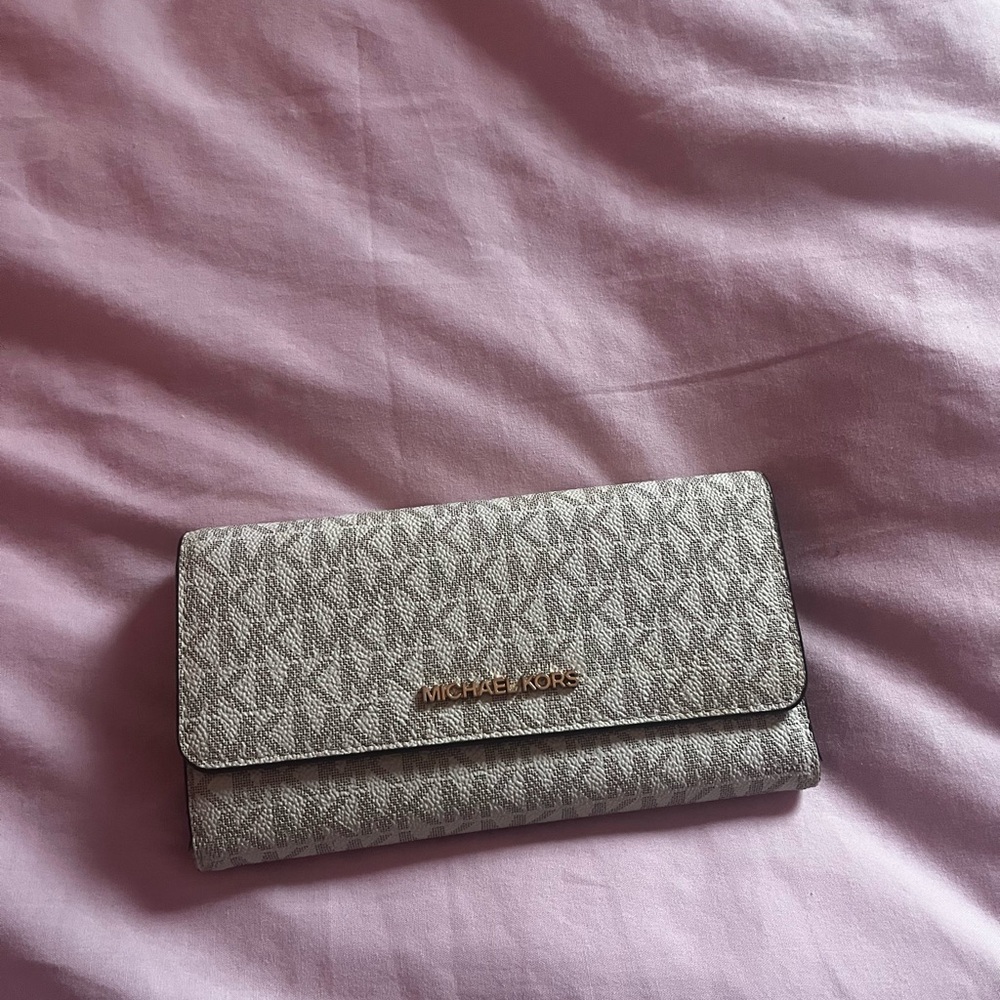 Michael Kors Women's Wallet